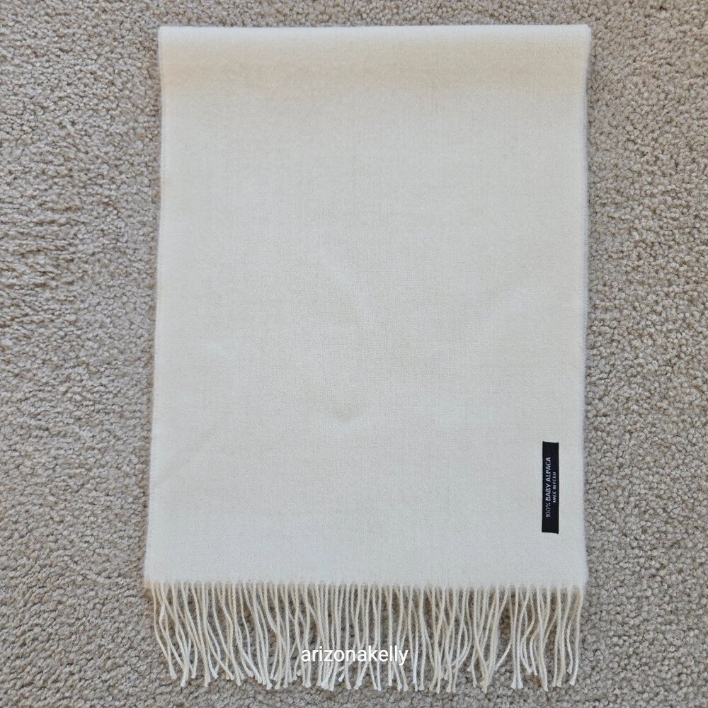 NWOT 100% Baby Alpaca Ivory Scarf Fringe - Picture 1 of 9